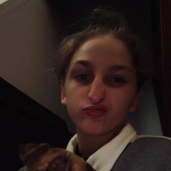 Babysitter in Vitry-le-François: Sandy
