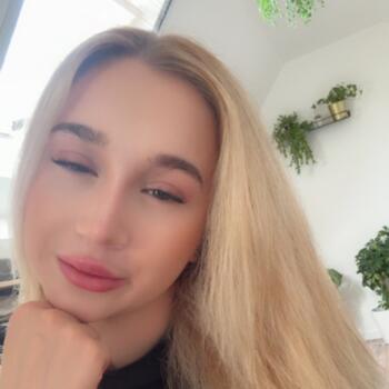 Babysitter in Antwerp: Elma