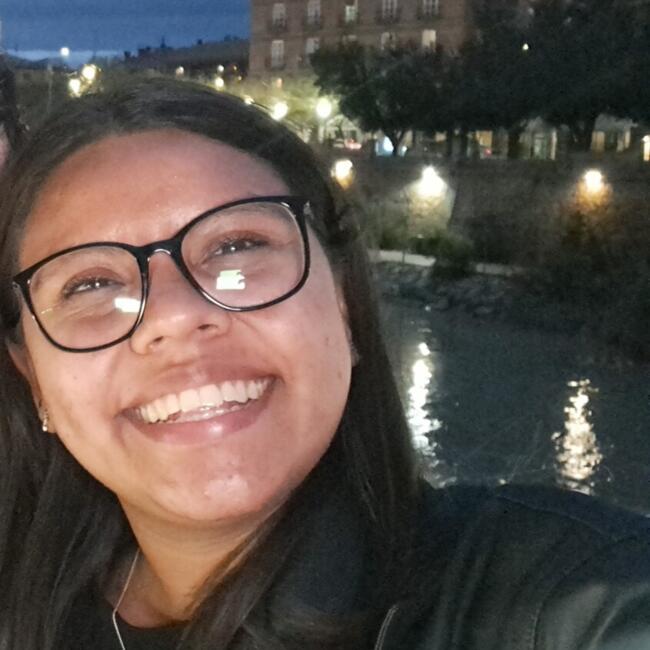 Canguro en Murcia: Mayerlin