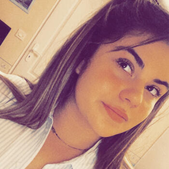Baby-sitter in Saint-Pierre-des-Nids: Marine