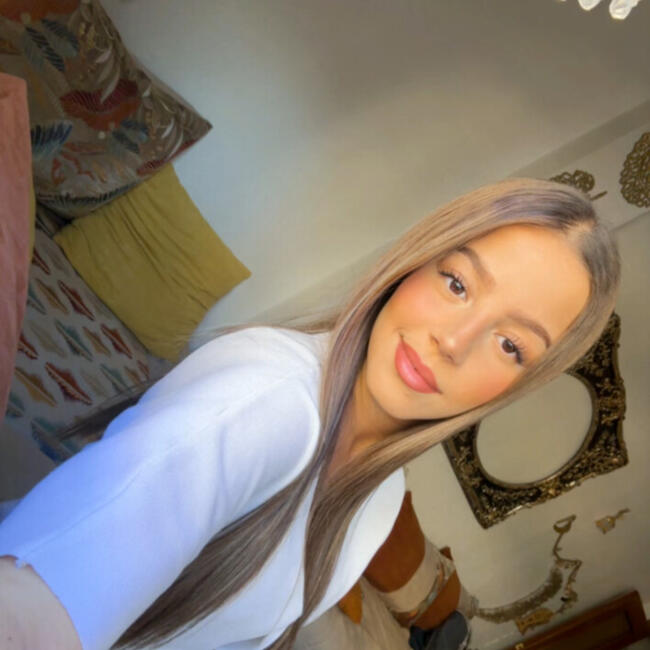 Nanny in Almoines: Rawan