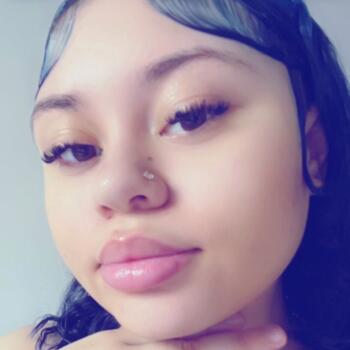 Babysitter in Smyrna (Delaware): Yanna
