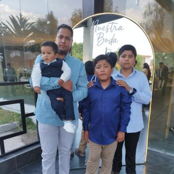 Babysitting job in Zumpango: babysitting job Armando