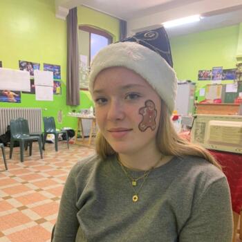 Baby-sitter Saint-Vaast-en-Cambrésis: Emma