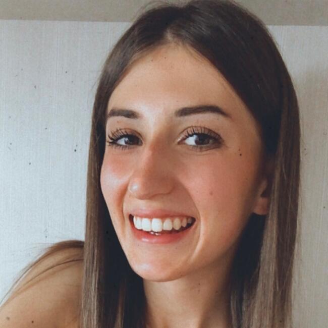 Niñera en Livorno: Nicole
