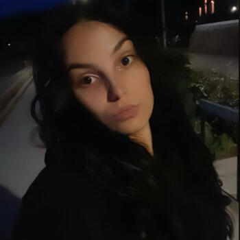 Babysitter in Terni: Adelina