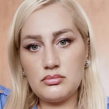 Bebisiterka u Sremčica: Hristina