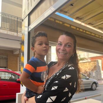 Trabajo de canguro en Torrevieja: trabajo de canguro Maria