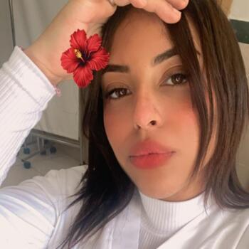 Babysitter in Salé: Doha