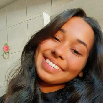 Babá em Curitiba: Karolina