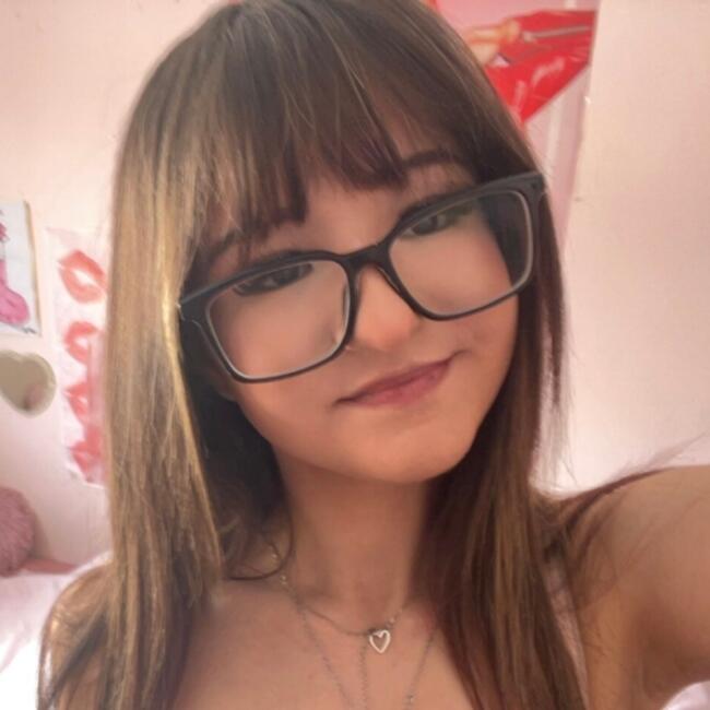 Babysitter in Stoke-on-Trent: Sophia