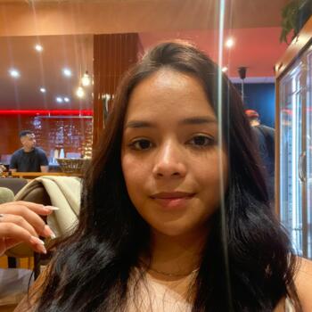 Babysitter em Almeria: Alejandra