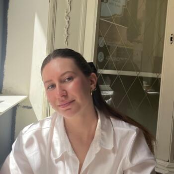 Babysitter in Imola: Elena