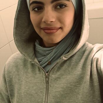 Nanny in Reggio Emilia: Yasmine