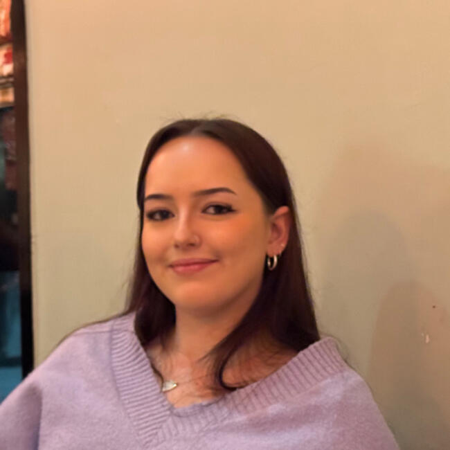 Babysitter in Auckland: Sophia