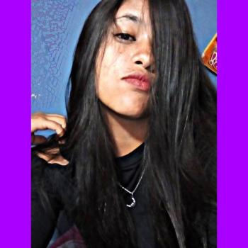 Babysitter San Diego: Yesmi Dayanna