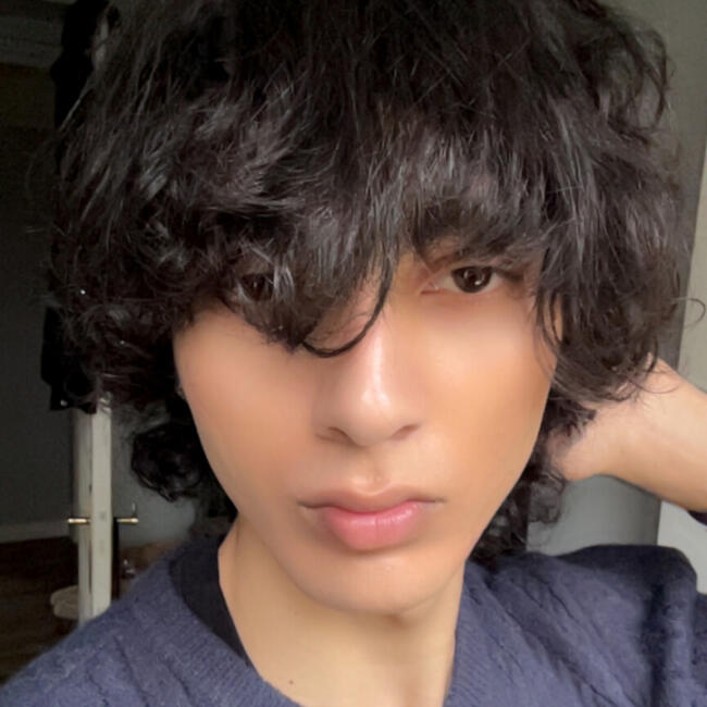 Babysitter a Parisola: Medhi