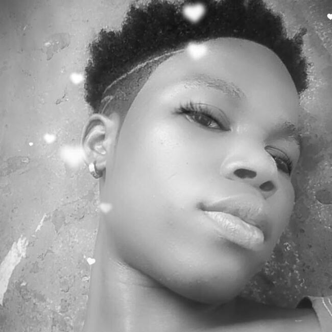 Babysitter in Abidjan: Laurette