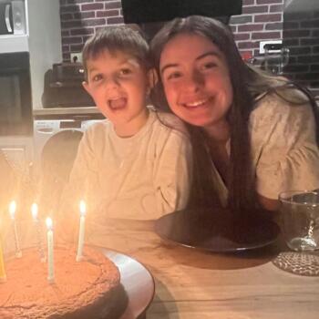 Babysitter Nevers: Julia