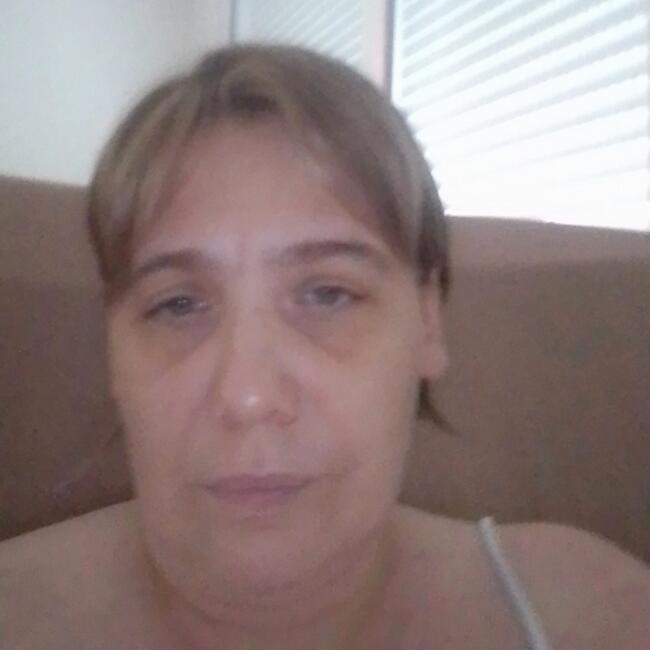 Babysitter in Ablain-Saint-Nazaire: Fanny