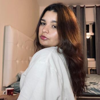 Babysitter in Queimados: Julia