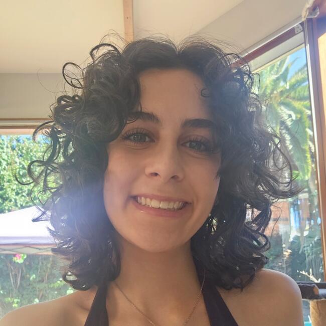 Babysitter in Adelaide: Zara