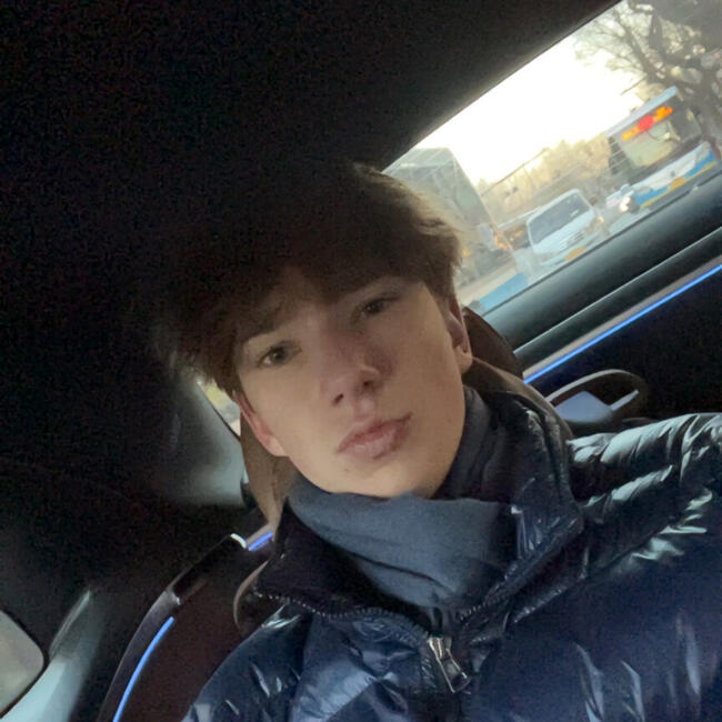 Babysitter in Wien: Theo