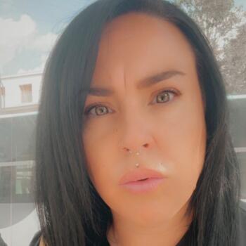 Babysitter in Melun: Laura