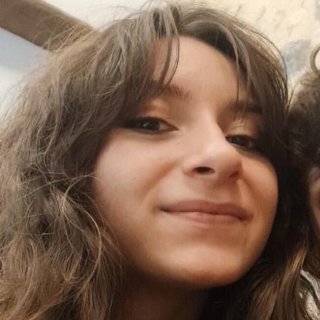 Babysitter a Rende: Emanuela