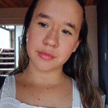 Babysitter Alajuela: Melanie