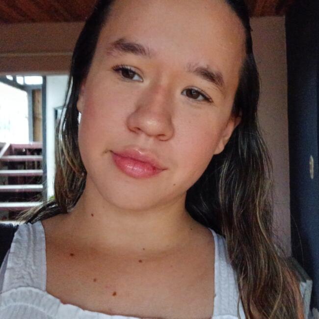 Babysitter in Alajuela: Melanie