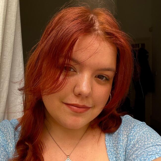 Babysitter in Glasgow: Scarlet