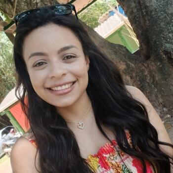 Babysitter in Marília: Francielle