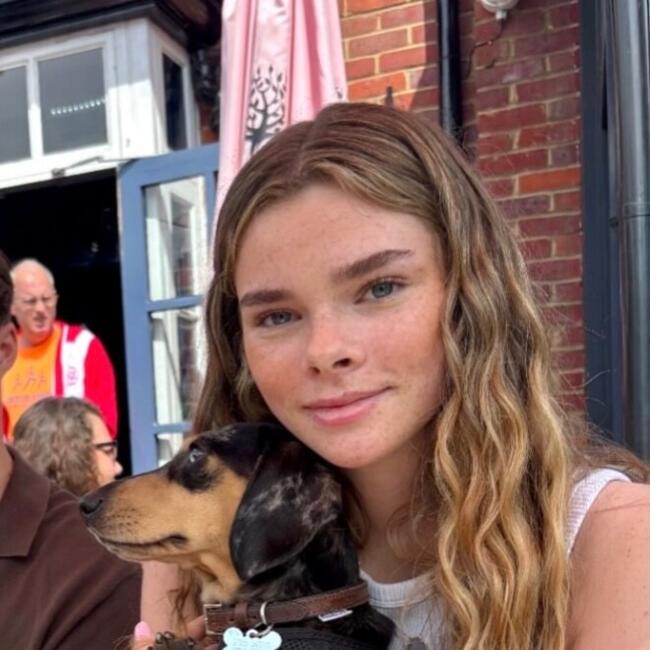 Babysitter in Hemel Hempstead: Kitty