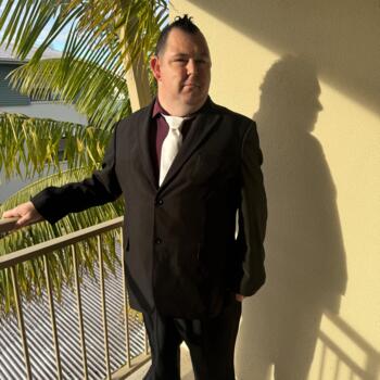 Babysitting job in Hervey Bay: babysitting job Jimmy
