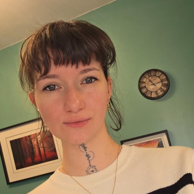 Babysitter in Fontaine-Étoupefour: Camille