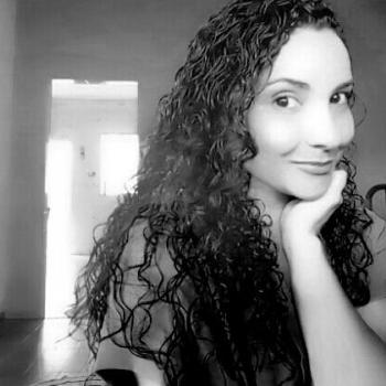 Babysitter Rio das Ostras: Elisangela 