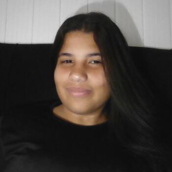 Babá em Criciúma: Emilly