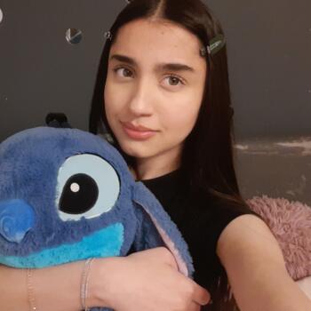 Bebisiterka u Borča: Magdalena