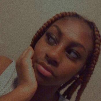 Babysitter Jersey City: Jasmine