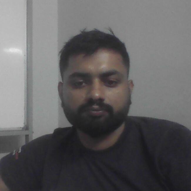 बंगलौर में बेबीसिटिंग की नौकरी: Pratik