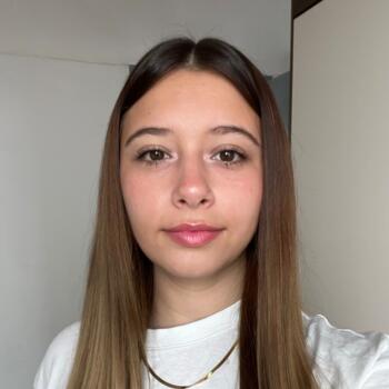 Babysitter in Montevideo: Kiara