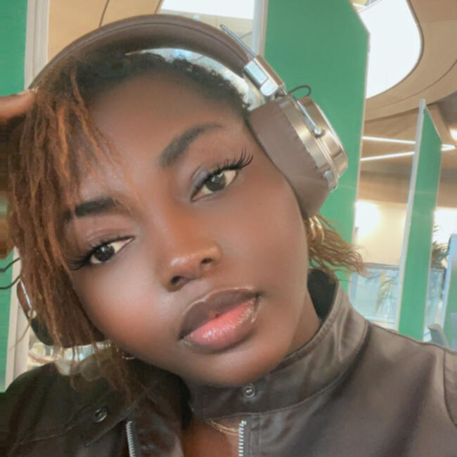 Babysitter in Airdrie: Anu