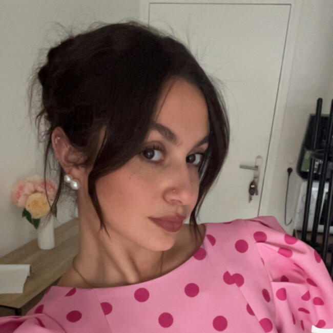 Babysitter in Amiens: Helin