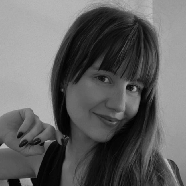 Babysitter em Amadora: Bruna