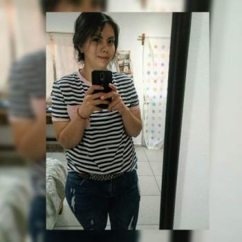 Babysitter in Venceremos: Diana