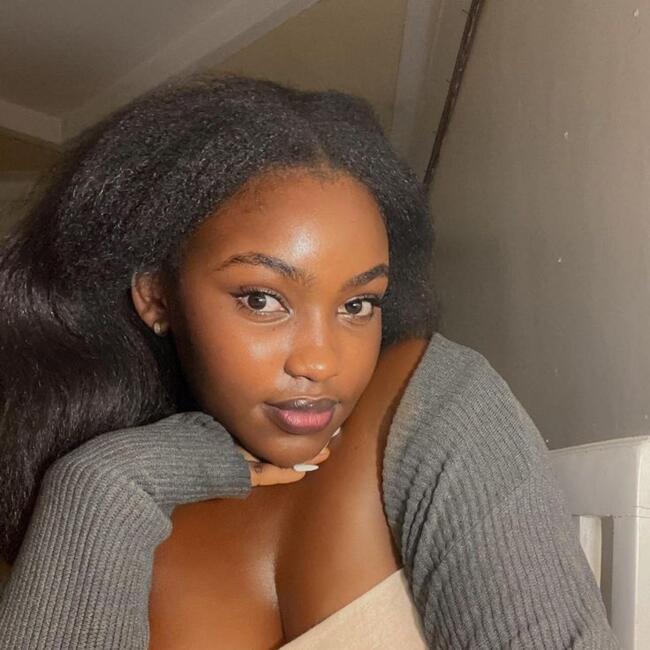 Babysitter in Birmingham: Jessica