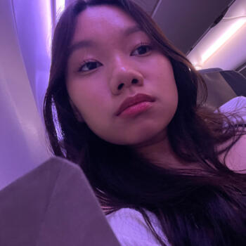 Babysitter in Silverdale: Nita