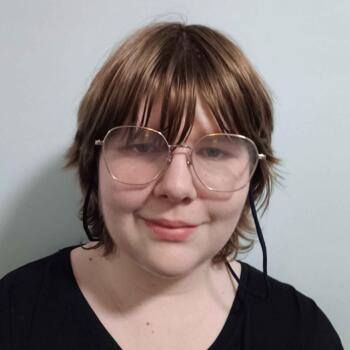 Babysitter in Mackay: Zhana