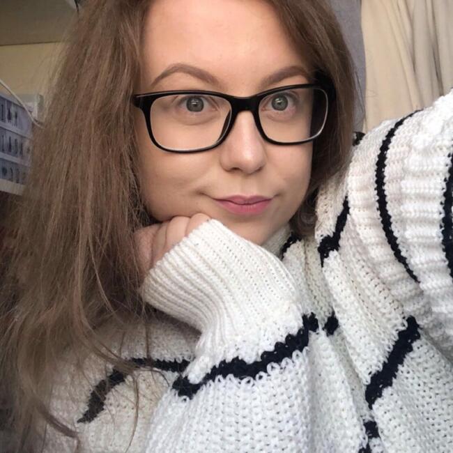 Babysitter in Leeds: April